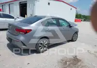 2023 KIA Rio фото