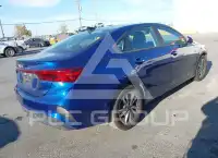 2023 KIA Forte фото