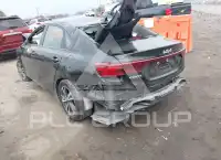 2023 KIA Forte фото