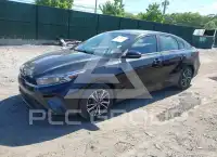 2023 KIA Forte фото