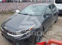 2023 KIA Forte фото