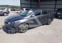 2023 KIA Forte фото