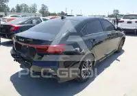 2023 KIA Forte фото