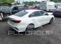 2023 KIA Forte фото