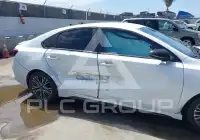 2023 KIA Forte фото