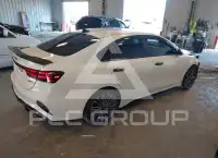 2023 KIA Forte фото