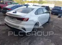 2023 KIA Forte фото