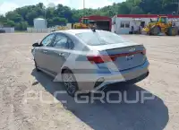 2023 KIA Forte фото