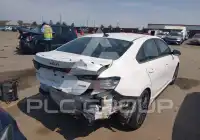 2023 KIA Forte фото