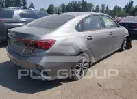 2023 KIA Forte фото