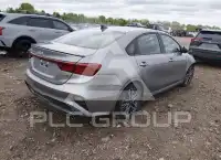 2023 KIA Forte фото