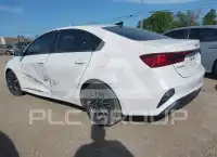 2023 KIA Forte фото