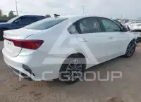 2023 KIA Forte photo