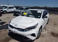 2023 KIA Forte фото