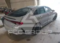 2023 KIA K5 фото