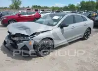 2023 KIA K5 фото