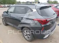 2023 KIA Seltos фото