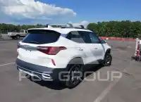 2023 KIA Seltos фото