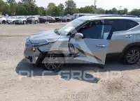 2023 KIA Seltos фото