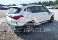 2023 KIA Seltos фото