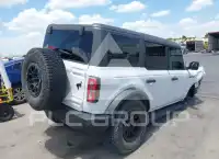 2023 Ford BRONCO фото