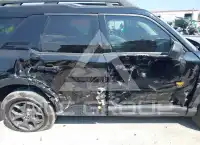 2023 Ford BRONCO photo