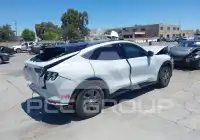 2023 Ford MUSTANG фото