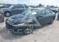 2023 Hyundai Elantra фото