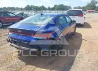 2023 Hyundai Elantra photo