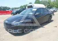 2023 Hyundai Elantra фото
