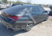 2023 Hyundai Elantra фото