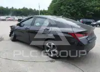 2023 Hyundai Elantra photo