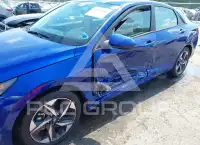 2023 Hyundai Elantra фото
