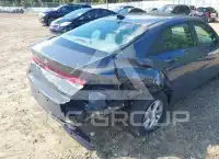 2023 Hyundai Elantra фото