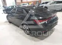 2023 Hyundai Elantra фото