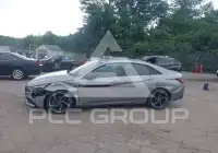 2023 Hyundai Elantra фото