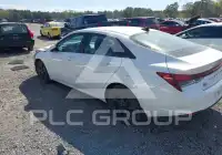 2023 Hyundai Elantra фото