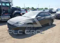 2023 Hyundai Elantra фото
