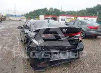 2023 Hyundai Elantra фото