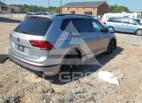 2023 Volkswagen Tiguan фото