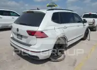 2023 Volkswagen Tiguan фото