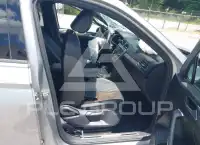 2023 Volkswagen Tiguan фото