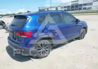 2023 Volkswagen Taos photo