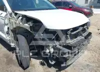 2023 Volkswagen Taos photo
