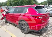 2024 Mitsubishi OUTLANDER photo