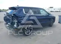2024 Mitsubishi OUTLANDER photo
