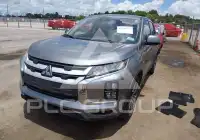 2024 Mitsubishi OUTLANDER photo