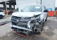 2024 Mitsubishi OUTLANDER photo