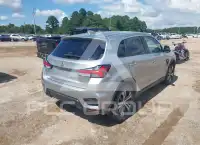 2024 Mitsubishi OUTLANDER photo