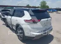 2024 Nissan ROGUE photo